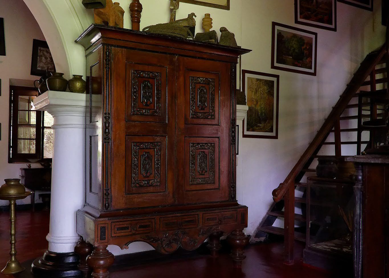 Traditional Sri Lankan Grinding Implements