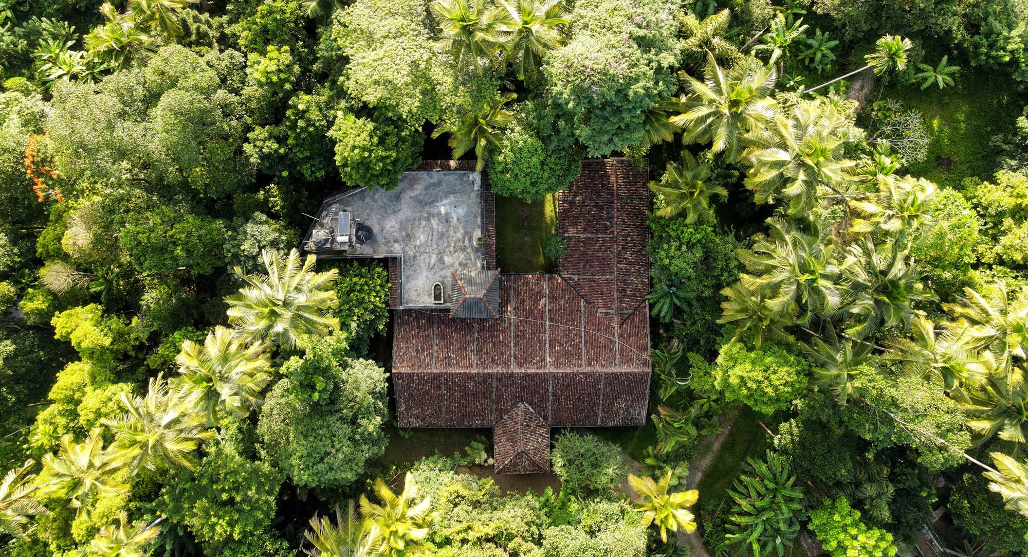 Suriyakantha walawwa, 18th-century house in Kandy &mdash; aerial view of the courtyard